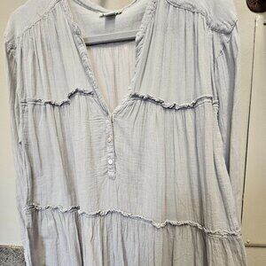 Sundance Boho Lt. Grey Shirt tail hem tunic